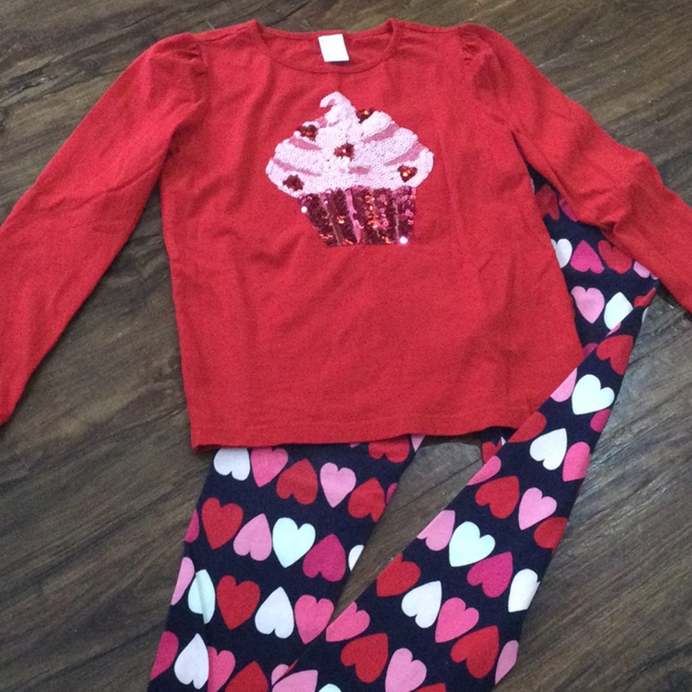 Gymboree Valentine’s Day set.